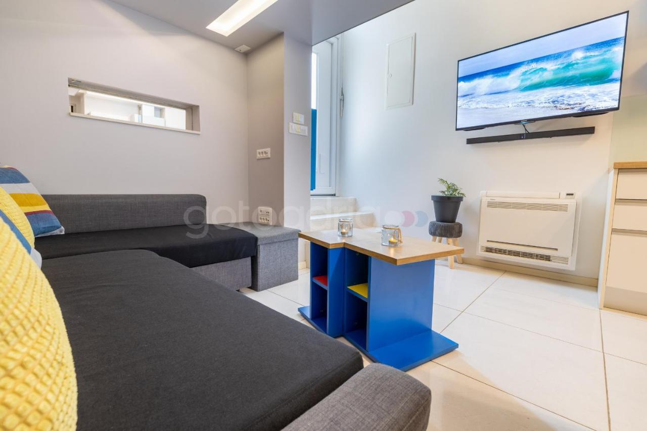 Modern Duplex Studio Tommy Макарська Екстер'єр фото